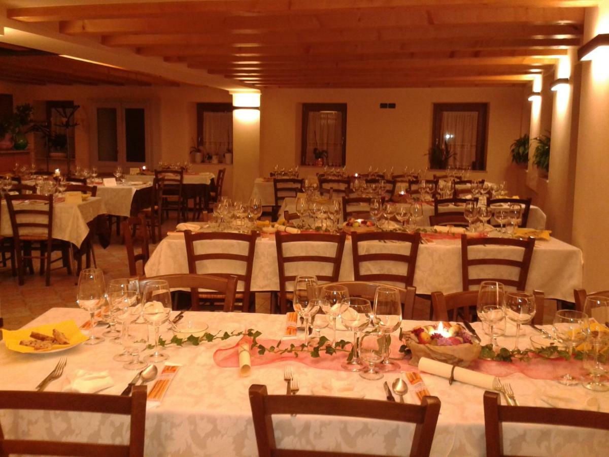Locanda "Alla Rosa" Lusiana Zewnętrze zdjęcie