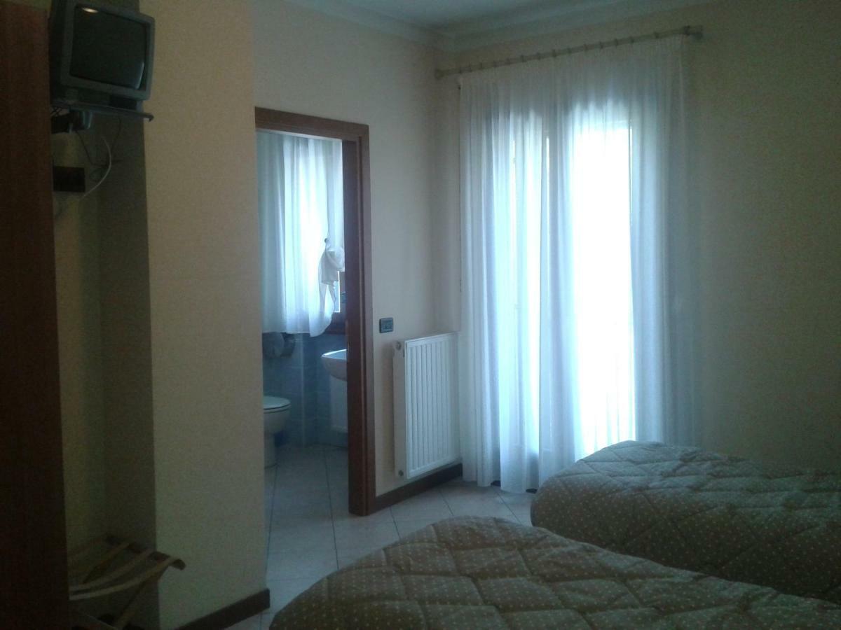 Locanda "Alla Rosa" Lusiana Zewnętrze zdjęcie