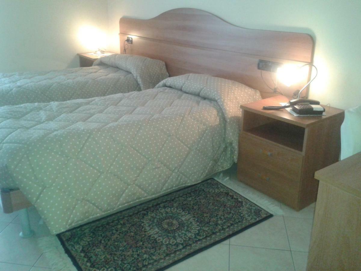 Locanda "Alla Rosa" Lusiana Zewnętrze zdjęcie